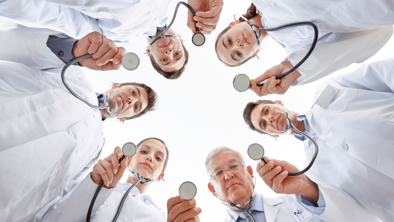 Prywatna opieka w Polsce dojrzewa. Kliniki.pl przejmują Zaufanekliniki.pl