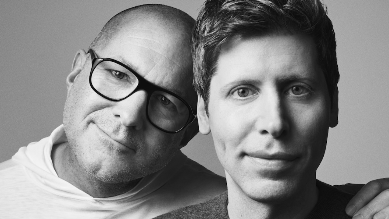 Asystent AI w dłoni i problemy na horyzoncie. Co z tajnym projektem OpenAI i Jony’ego Altmana?