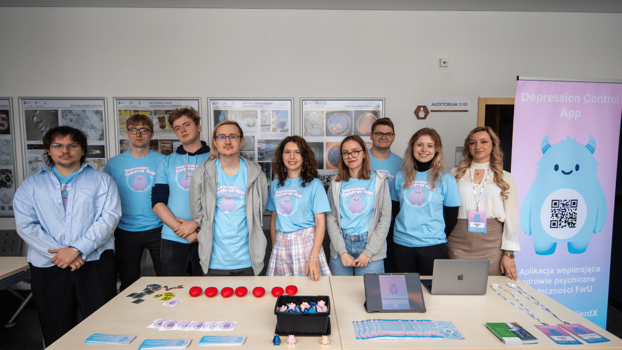 Gdańscy studenci rzucają wyzwanie depresji. Powstała aplikacja DepressionControlApp