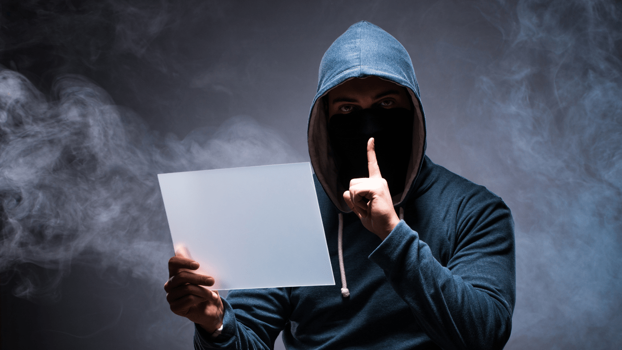 Zaufanie to nowa luka bezpieczeństwa. Jak rosyjscy hakerzy przejmują Signala bez ani jednej linii złośliwego kodu