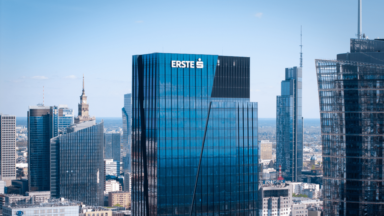 Erste Bank Polska uruchamia eSIM od Autopay i Fonia — trzeci bank potwierdza wartość modelu