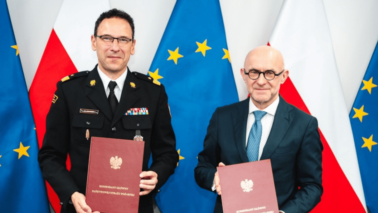ORLEN i Państwowa Straż Pożarna wzmacniają współpracę na rzecz bezpieczeństwa