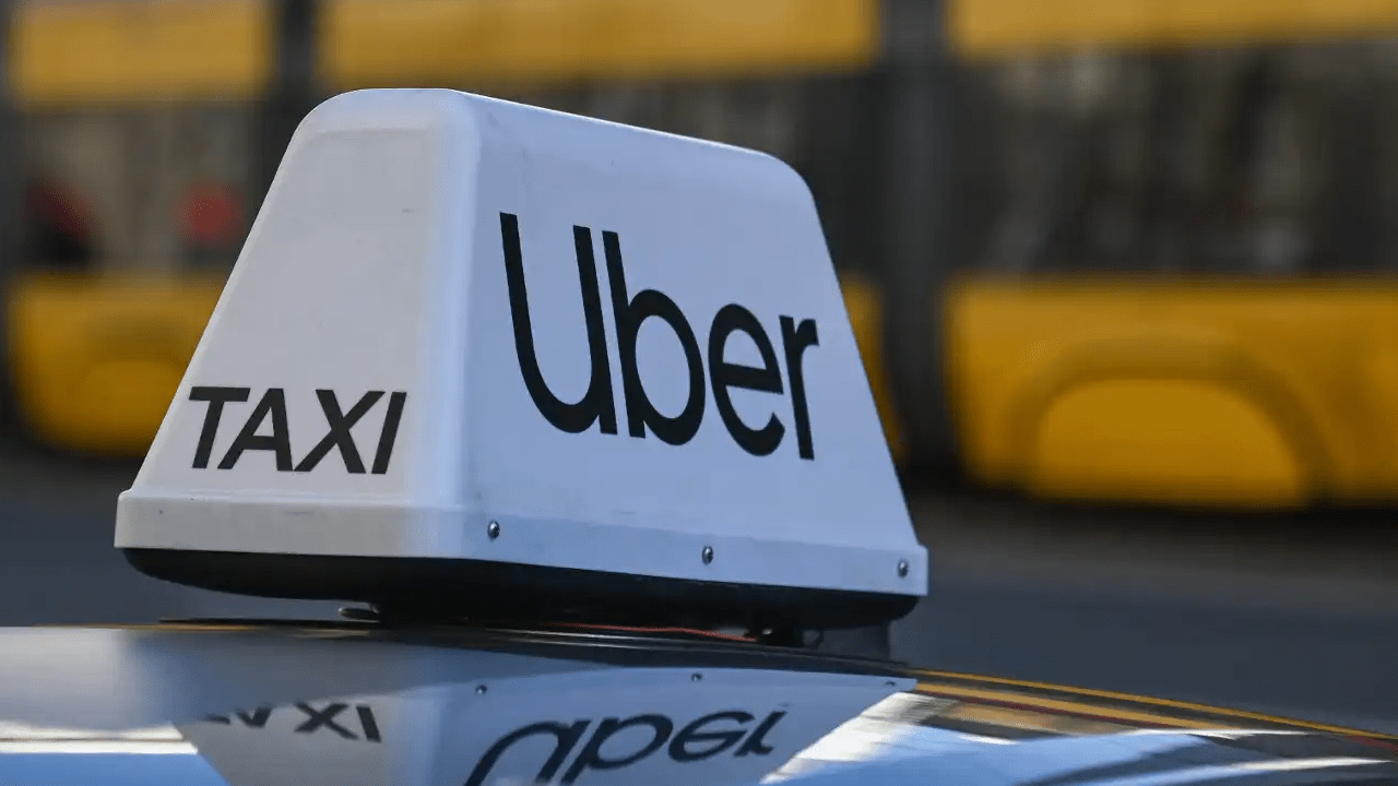 Z samolotu do Ubera i prosto na miasto: nowe rozwiązanie na Lotnisku Chopina