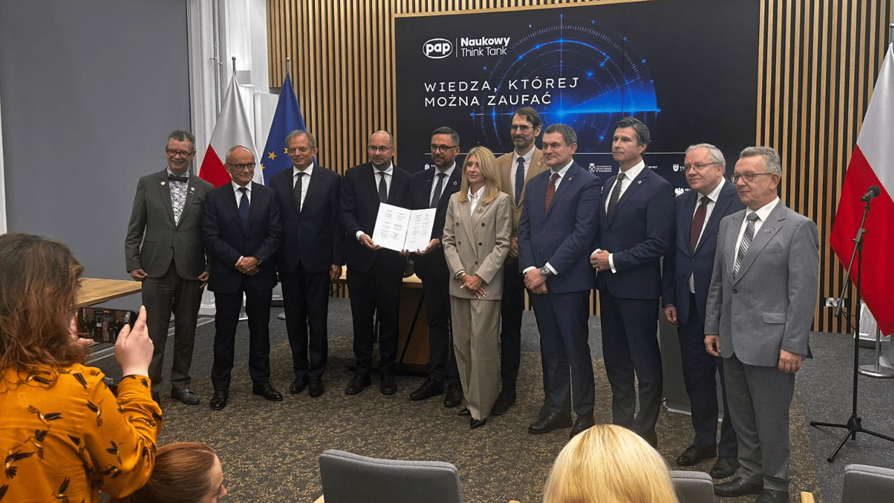 Nauka i media łączą siły przeciw dezinformacji. Powstał Naukowy Think Tank PAP